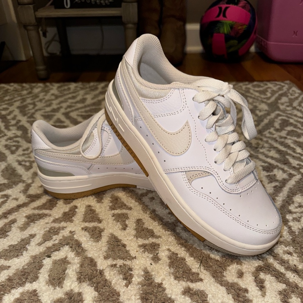 Women’s Nike Air Force